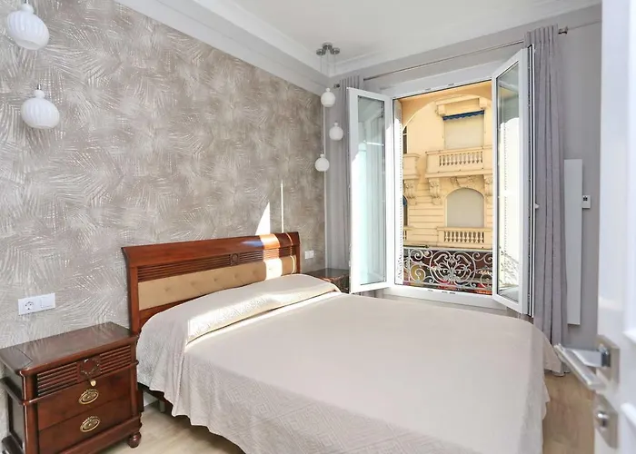 Luxe Negresco 아파트