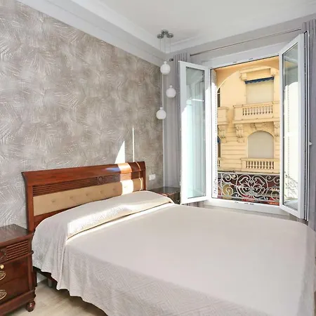 Luxe Negresco Apartmán